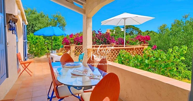 CHARMANTE MAISON A VENDRE A TOULON