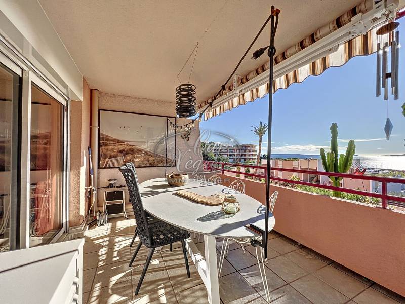 Terrasse sud avec vue mer