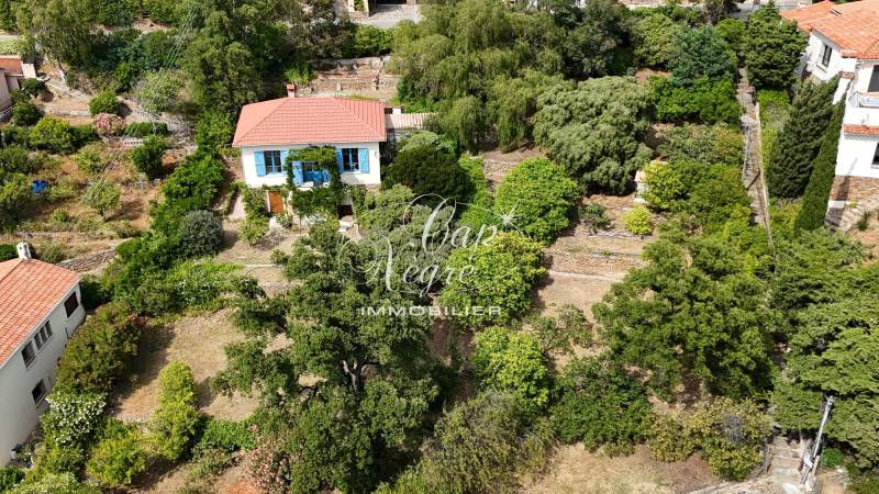 maison de charme à vendre avec vue mer au lavandou