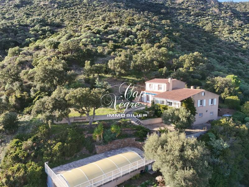 SOUS-COMPROMIS - AU PRIX - PROPRIETE EXCEPTIONNELLE AVEC VUE MER DOMINANTE A SAINT-CLAIR