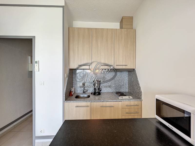 STUDIO PIEDS DANS L'EAU POUR 2 PERSONNES À CAVALIÈRE LE LAVANDOU