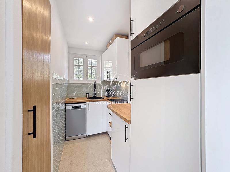 APPARTEMENT À VENDRE À SAINT CLAIR