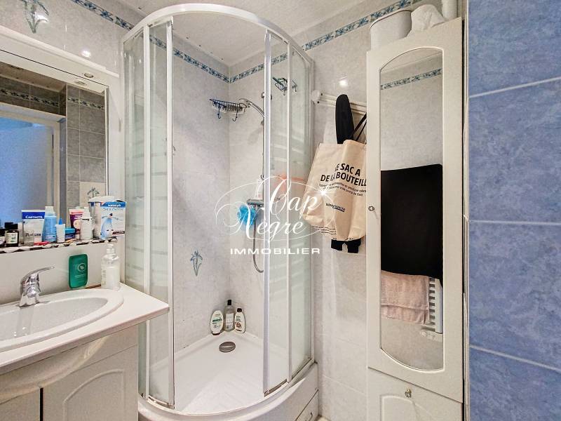 APPARTEMENT T2 DE 28M² À VENDRE PROCHE DU CENTRE-VILLE DE CAVALAIRE SUR MER