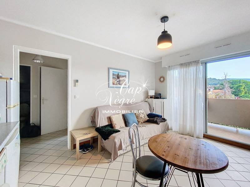 APPARTEMENT T2 DE 28M² À VENDRE PROCHE DU CENTRE-VILLE DE CAVALAIRE SUR MER