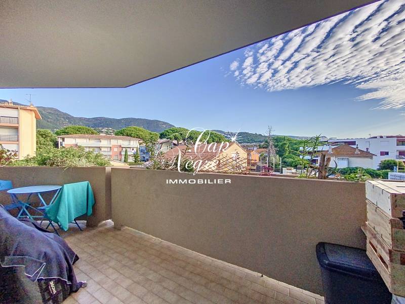 APPARTEMENT T2 DE 28M² À VENDRE PROCHE DU CENTRE-VILLE DE CAVALAIRE SUR MER