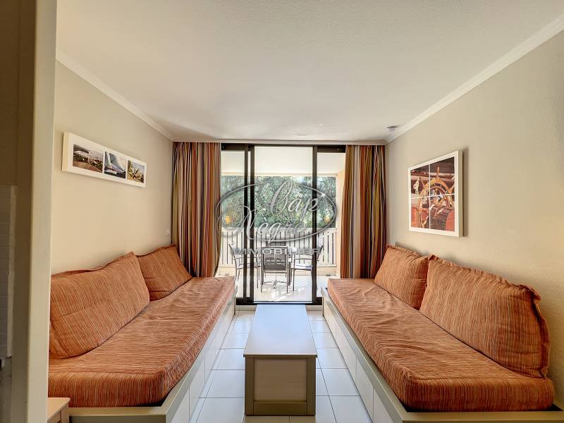 studio cabine tout équipé sous bail commercial Pramousquier Le Lavandou