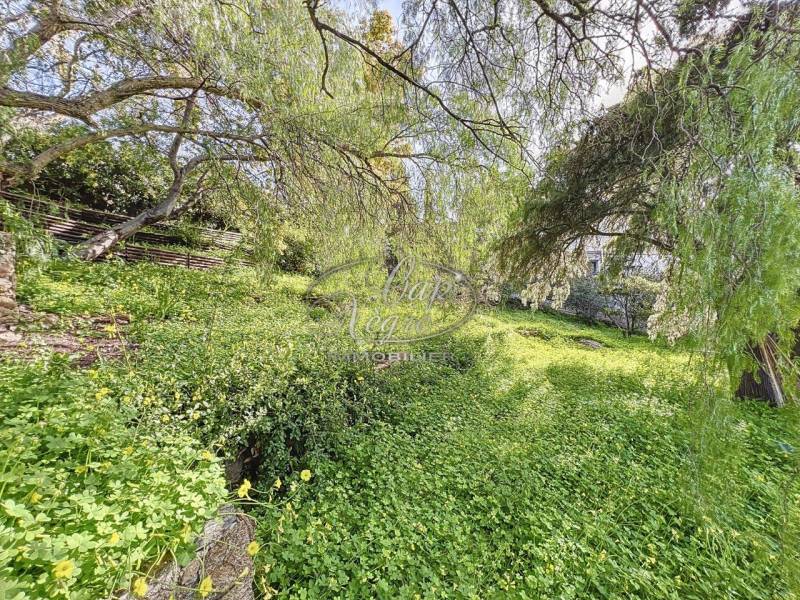 terrain constructible à vendre au lavandou