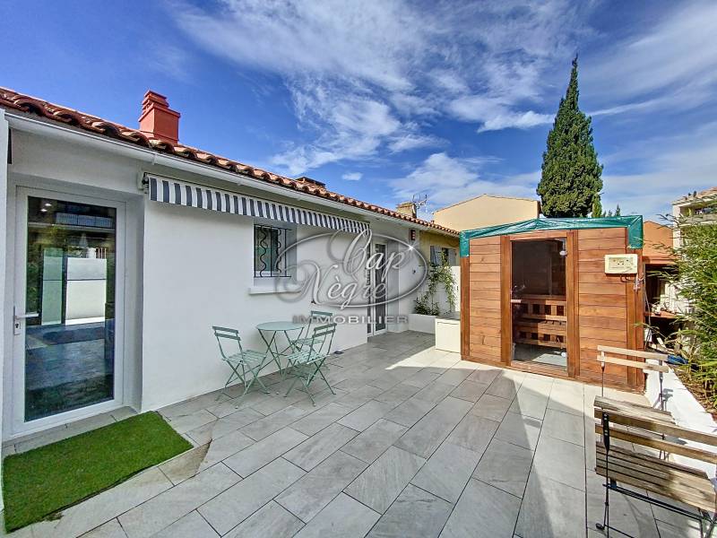 MAISON REFAITE À NEUF À VENDRE CENTRE VILLE DE COGOLIN