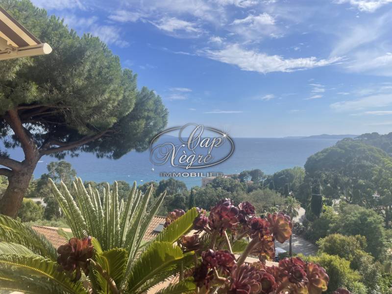 RAYOL CANADEL - FACE A LA MER - RÉSIDENCE PRISEÉ