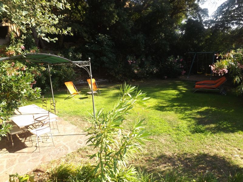 VILLA SUR LES HAUTEURS DU RAYOL CANADEL