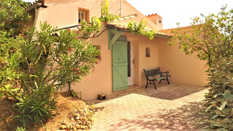 SOUS COMPROMIS DE VENTE - MAISON T5  LE RAYOL-CANADEL COLLINES