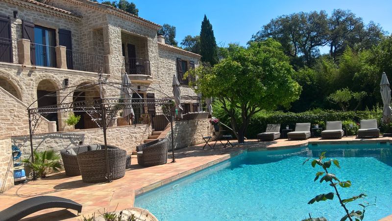 MAISON T10 LE LAVANDOU PRAMOUSQUIER ACCES PLAGE DIRECT