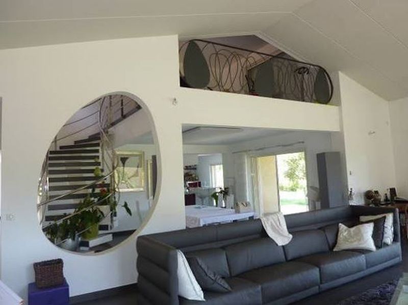 VILLA DE LUXE AUX GRANDS VOLUMES ET JARDINS PAYSAGES BORMES LES MIMOSAS