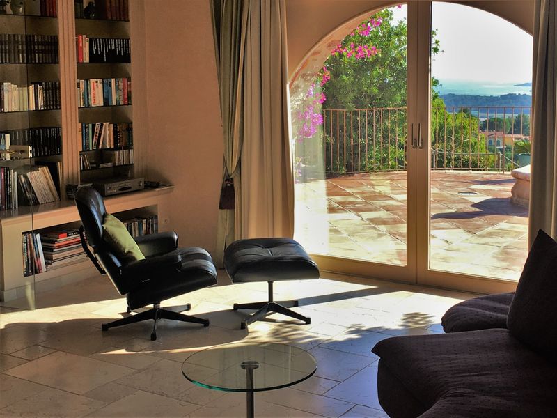 vente propriété avec ascenseur bormes les mimosas