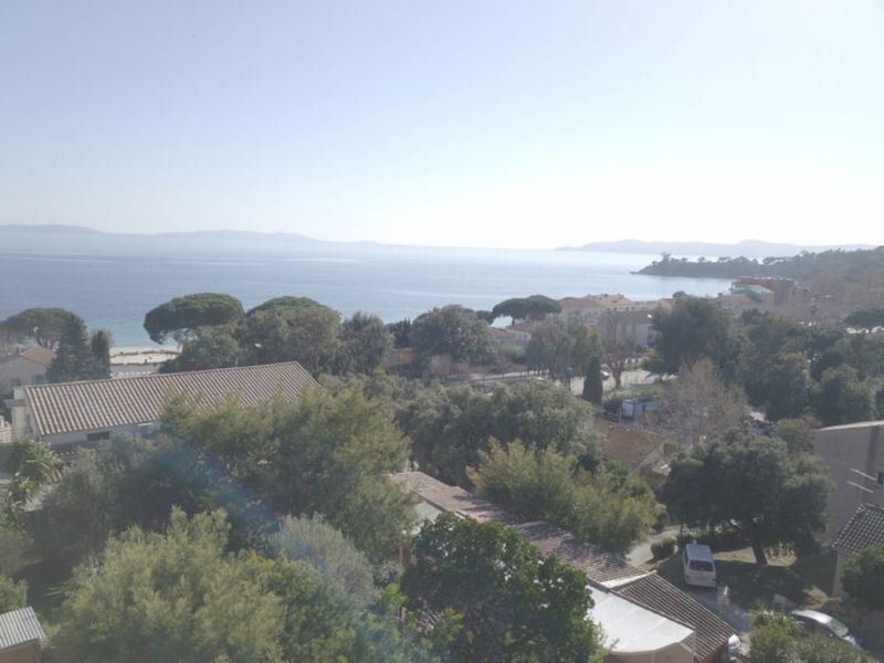 CAVALIERE PROCHE PLAGE  T3 LE LAVANDOU CAVALIERE VUE MER PROCHE PLAGE