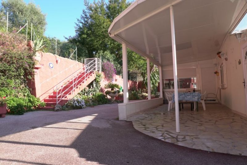 CAVALIERE PROCHE PLAGE  T3 LE LAVANDOU CAVALIERE VUE MER PROCHE PLAGE