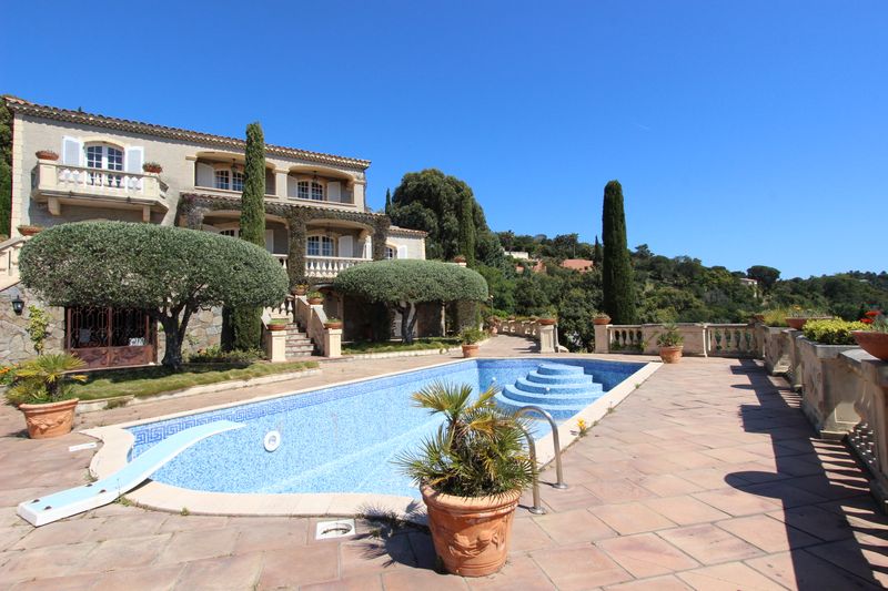 sublime vue sur la baie de Cavalière