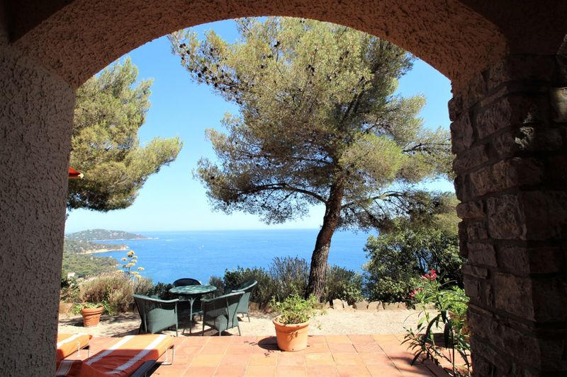 splendide vue mer charmante maison