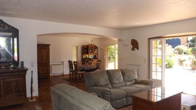 maison terrain possibilité agrandissement et piscine