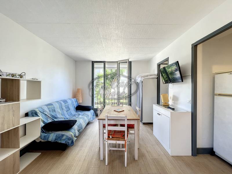 CENTRE LAVANDOU - STUDIO PROCHE PLAGE