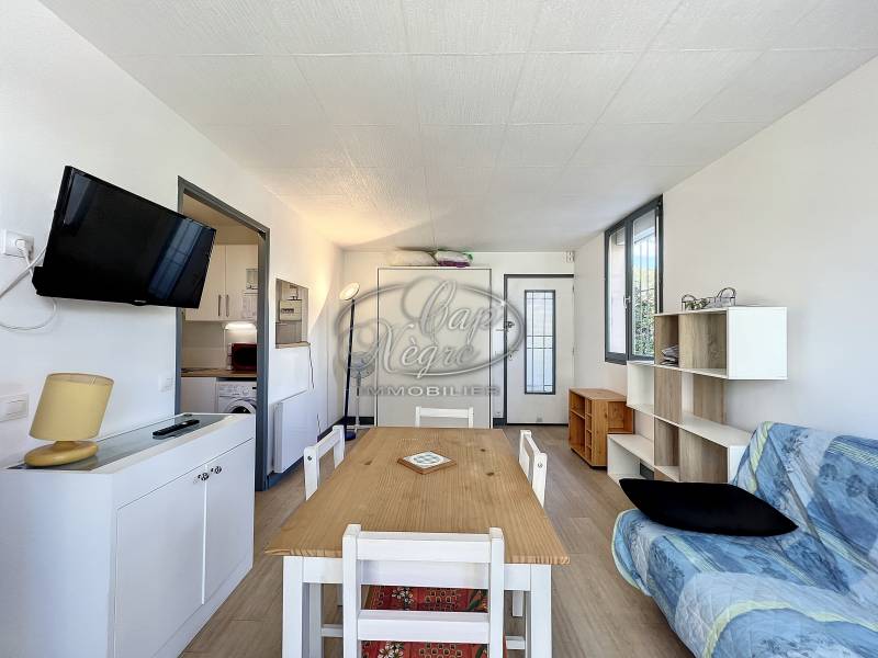 CENTRE LAVANDOU - STUDIO PROCHE PLAGE