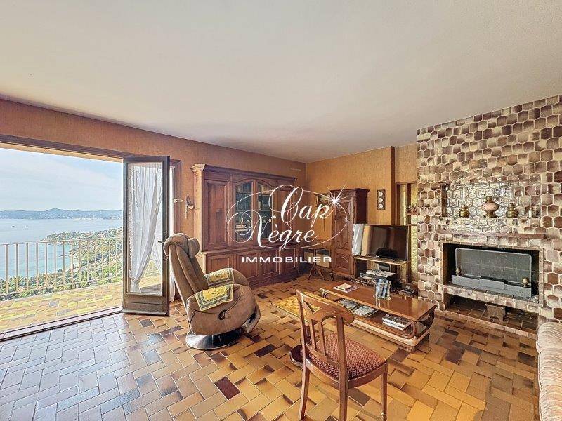 LE LAVANDOU VUE MER EXCEPTIONNELLE PISCINE CALME