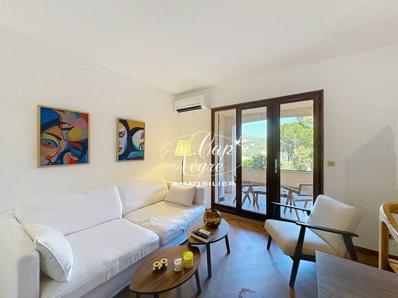 Bormes-les-Mimosas – T2 de 29 m² avec terrasse dans résidence sécurisée