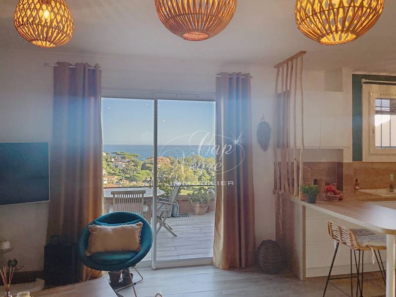 MAZET VUE MER À VENDRE LA FOSSETTE – PLAGE À PIED