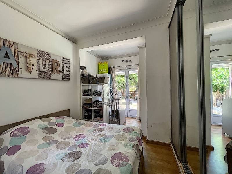 BEAU T4 AVEC GRAND ESPACE EXTERIEUR VUE MER - RAYOL CANADEL