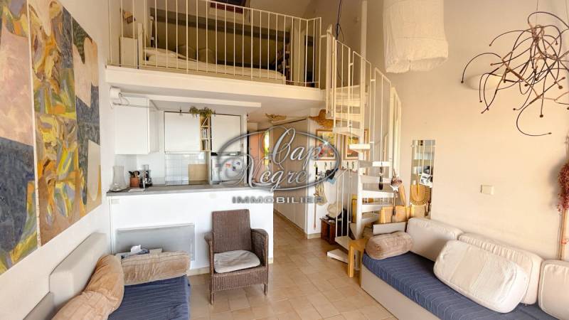 RAYOL CANADEL - FACE A LA MER - RÉSIDENCE PRISEÉ