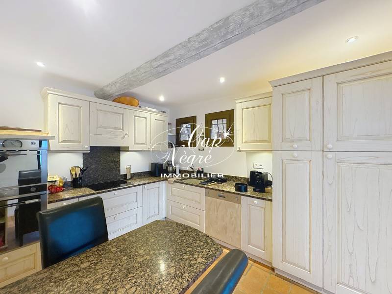 BASTIDE DE 200M² COEUR DE LA NATURE T7 À VENDRE AU LUC