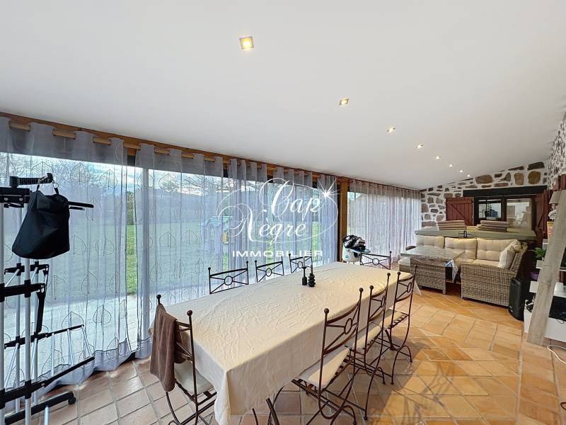 BASTIDE DE 200M² COEUR DE LA NATURE T7 À VENDRE AU LUC