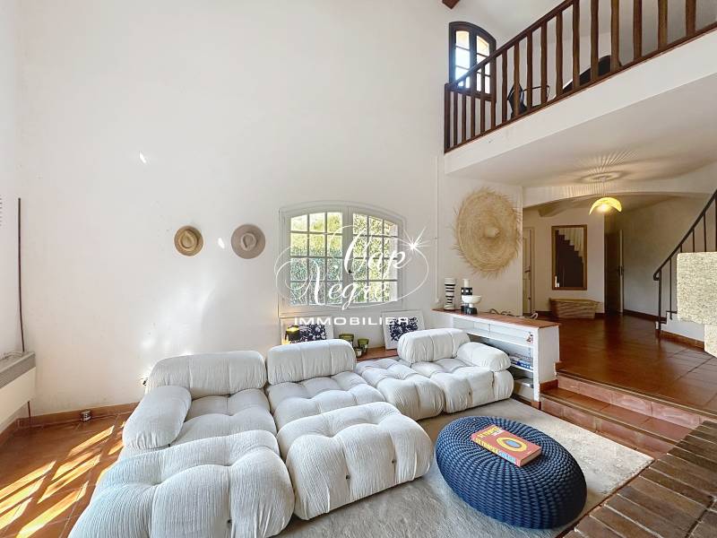 VILLA PROVENCALE VUE MER - AIGUEBELLE LE LAVANDOU