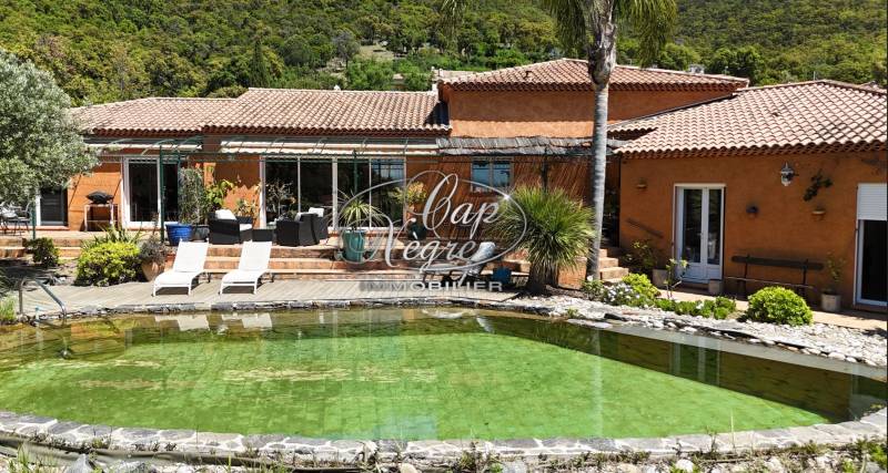 CAVALIÈRE - PROPRIÉTÉ  D'EXCEPTION VUE MER   A VENDRE EN NUE-PROPRIÉTÉ