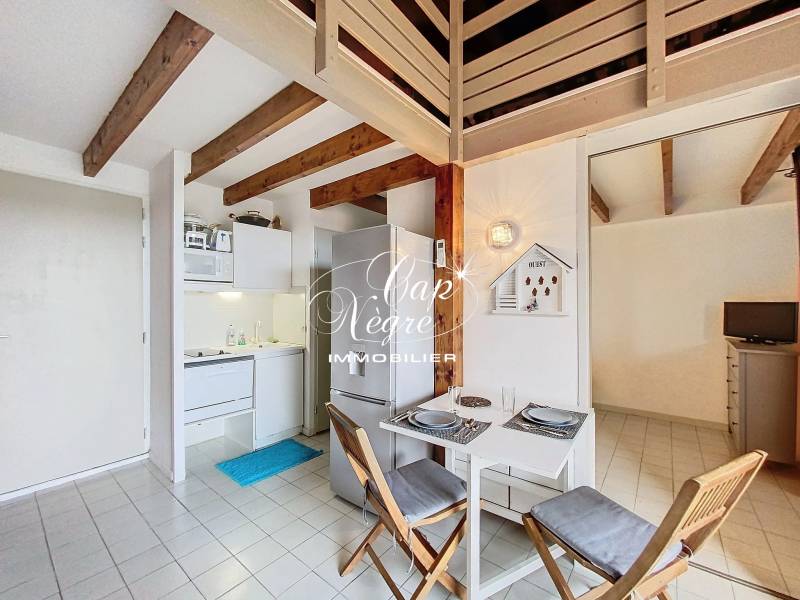 VENDU - MAZET T3 VUE MER À VENDRE EN EXCLUSIVITÉ DANS RÉSIDENCE AVEC PISCINE À CAVALAIRE SUR MER
