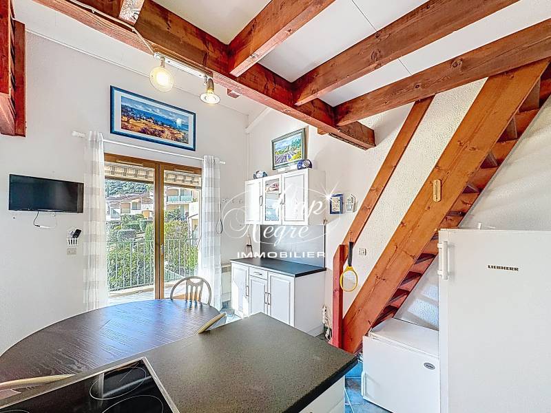 MAZET T3 DANS UNE RÉSIDENCE CALME AVEC PISCINE À VENDRE À CAVALAIRE SUR MER