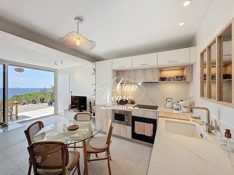 Appartement d’exception au Cap Nègre – Vue mer panoramique