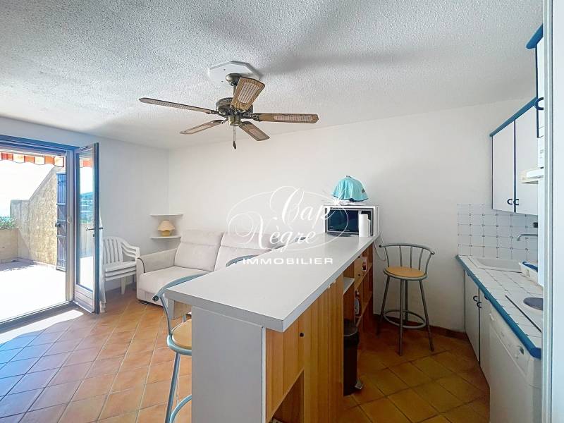 Appartement 2 pièces avec terrasse vue mer et garage à Pramousquier - Proche plage