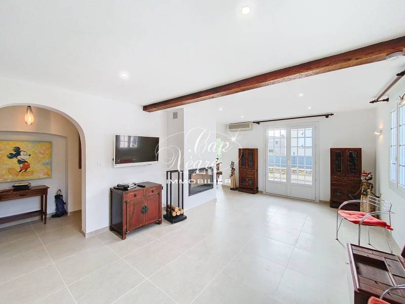 BORMES LES MIMOSAS MAISON IMPECCABLE 5 CHAMBRES BUREAU