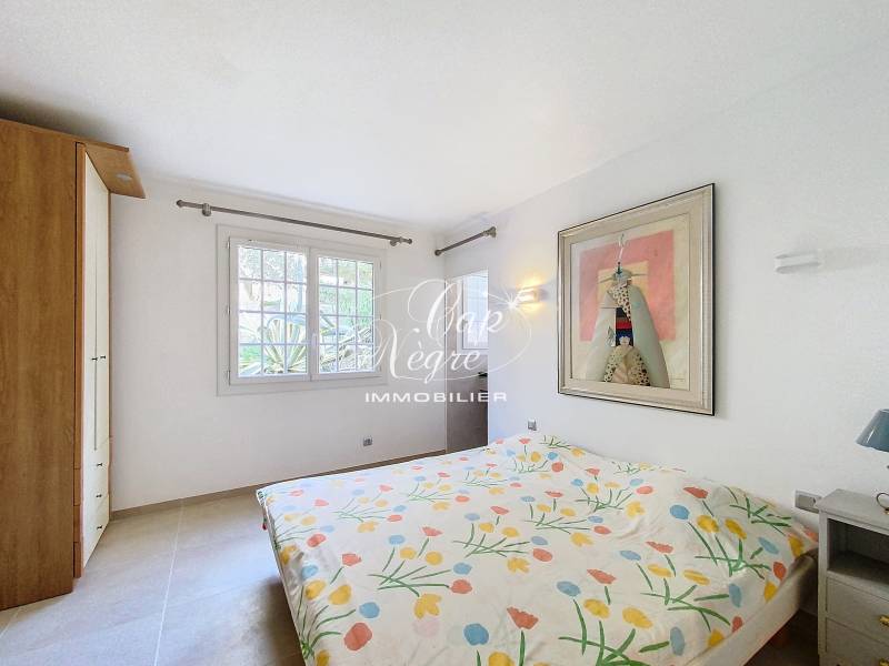 BORMES LES MIMOSAS MAISON IMPECCABLE 5 CHAMBRES BUREAU