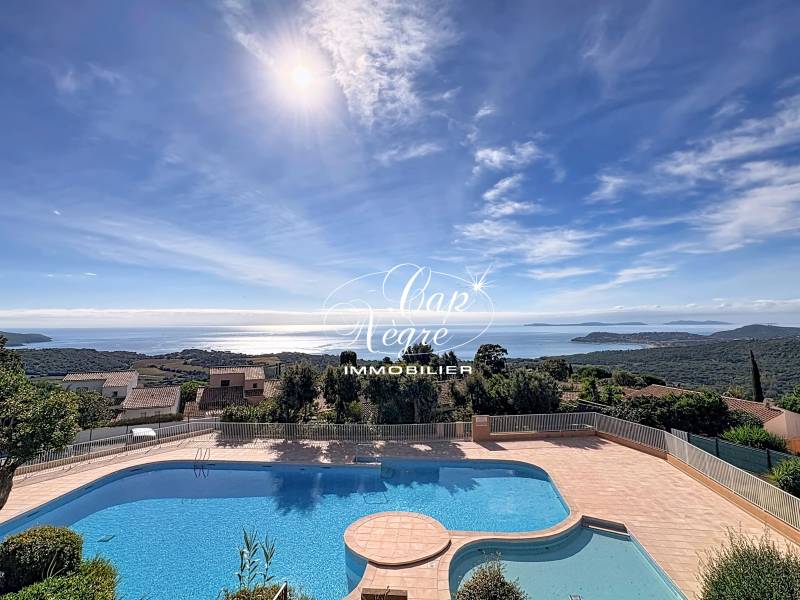 SOUS COMPROMIS - STUDIO CLÉ EN MAIN VUE MER PANORAMIQUE À VENDRE EN EXCLUSIVITÉ À LA CROIX-VALMER