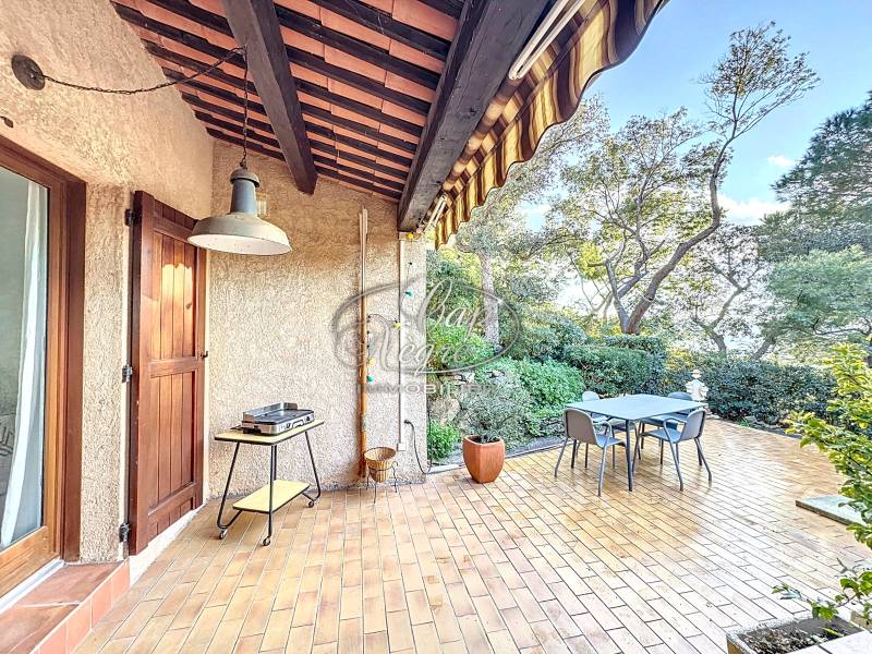 APPARTEMENT A VENDRE AU PIN DE BORMES