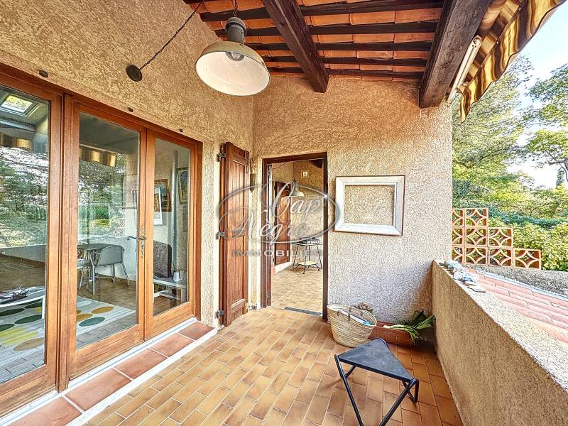 APPARTEMENT A VENDRE AU PIN DE BORMES