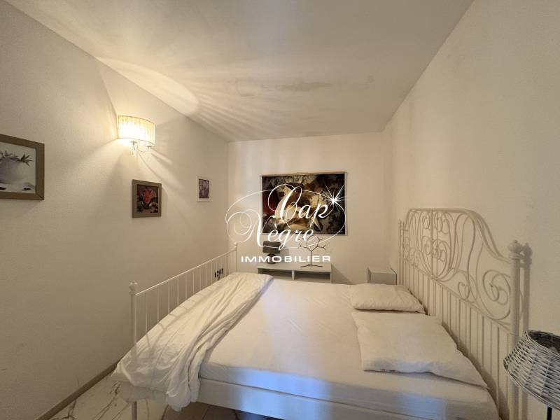 APPARTEMENT T3 49M² VUE MER À VENDRE À GRIMAUD BEAUVALLON