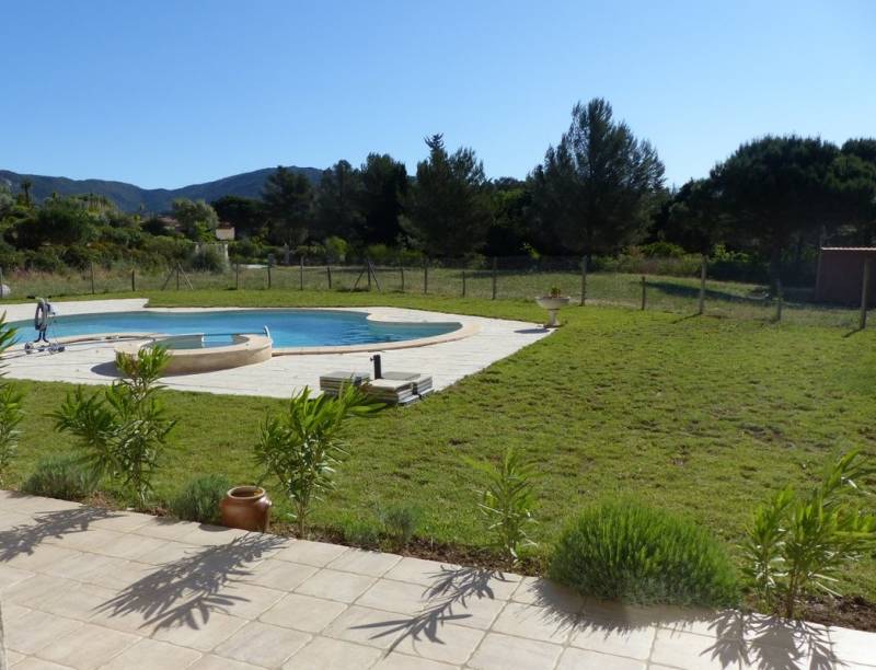 BELLE PROPRIÉTÉ ET PARC ARBORÉ - BORMES LES MIMOSAS