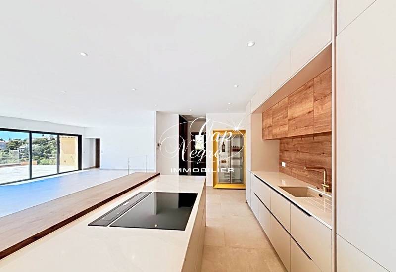 VILLA NEUVE VUE MER HAUT STANDING À VENDRE AUX ISSAMBRES