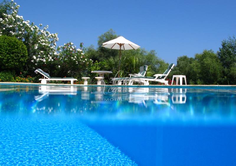 EXCLUSIVITÉ RAYOL CANADEL - A NE PAS RATER!!!