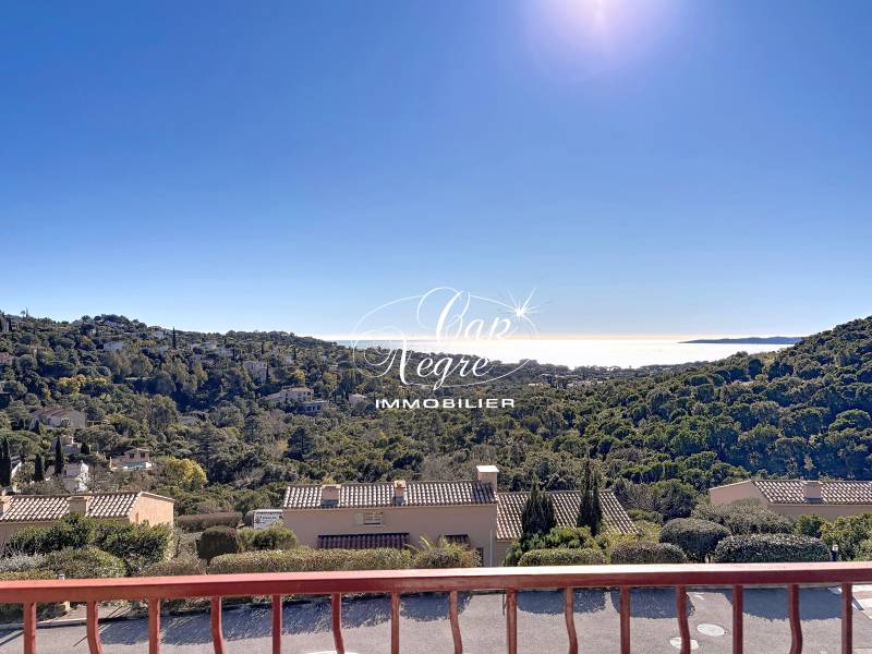 APPARTEMENT T3 VUE MER PROCHE PLAGES À VENDRE AUX ISSAMBRES