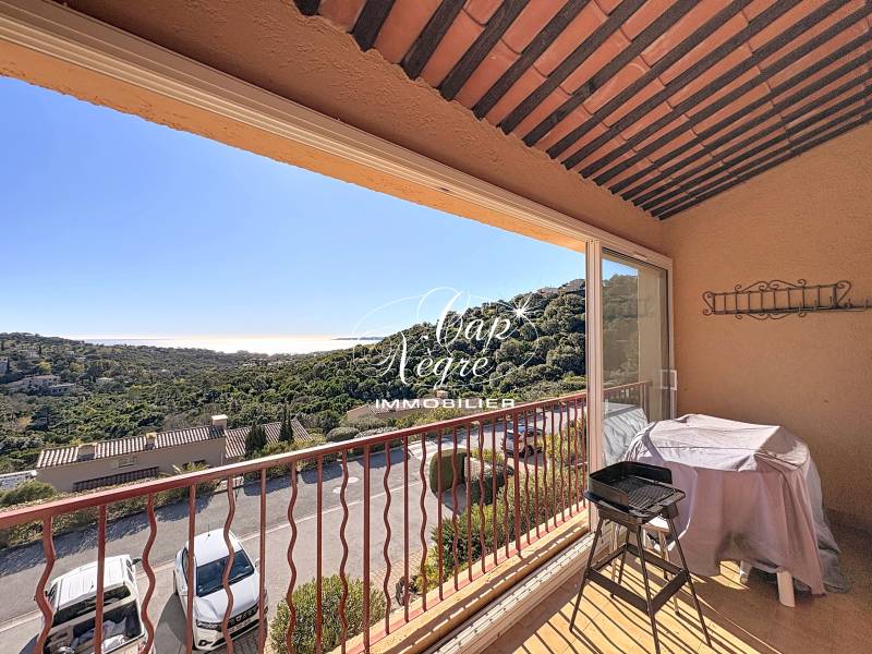 APPARTEMENT T3 VUE MER PROCHE PLAGES À VENDRE AUX ISSAMBRES