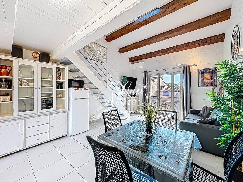 MAZET T2 PROCHE PLAGE DANS RÉSIDENCE CALME À VENDRE AUX ISSAMBRES